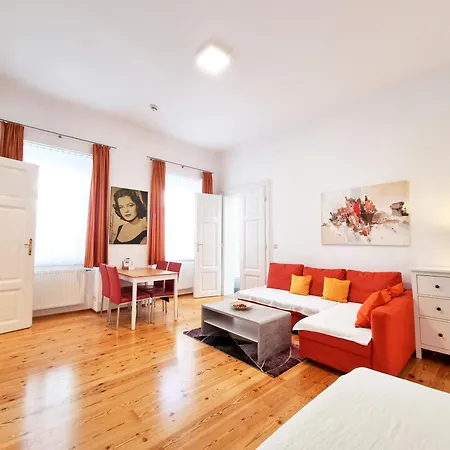 Gal Apartment