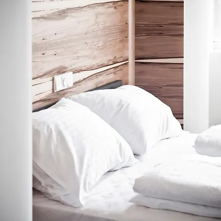 Hotel Daniel - Smart Lifestyle Near Centre