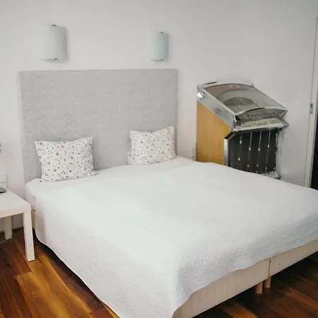 Living Center וינה