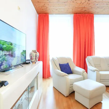 Mozart Apartment Vienna