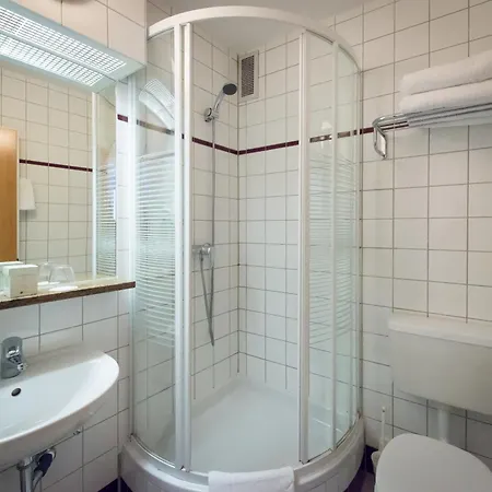 Boltzmann Hotell 4*