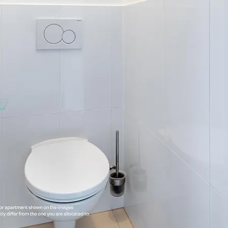 Aparthotel Numa Strauss 3*