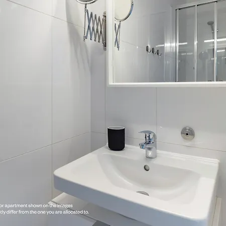 Numa Strauss 3*