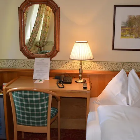 Jäger - Family Tradition Since 1911 Hotel