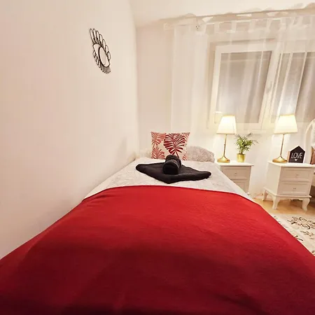 With Pool - Big Garden - Barbecue - Free Parking Villa *