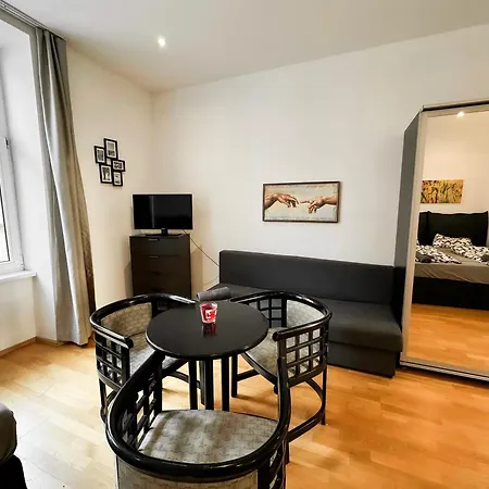 Cozy In Brigittenau Area Mm10 Homestay *
