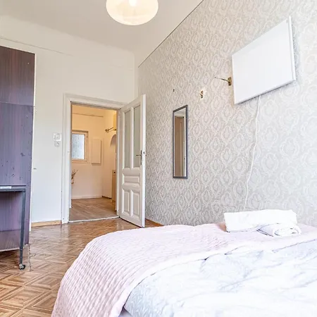 Vintage 1br With Shared Garden - U6 Metro & Danube Vienna