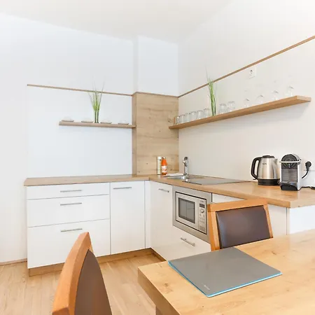 Sky9 Center Apartment Vienna