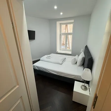 Luxurious In The Centre Of