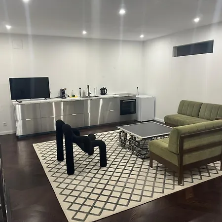 Luxurious In The Centre Of