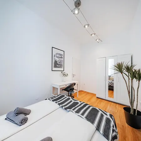 Nice Central City Room * Vienna