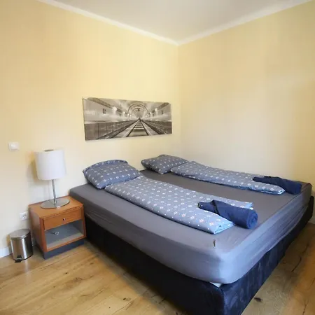 Homestay Tripel In Floridsdorf Area Vienna