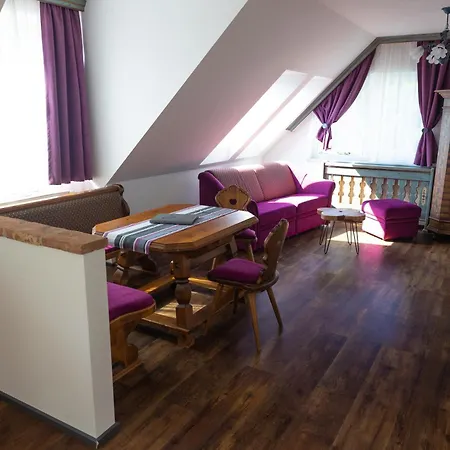 Haus Sanz 3*