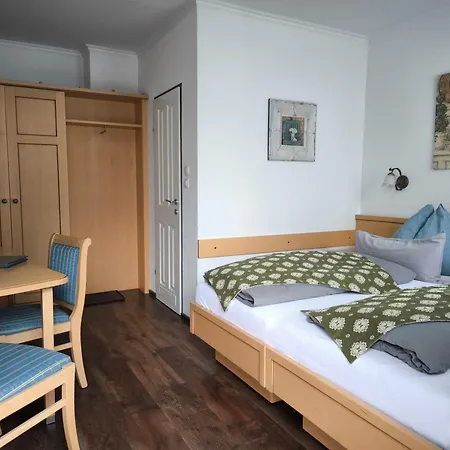 Haus Sanz Guest house Vienna