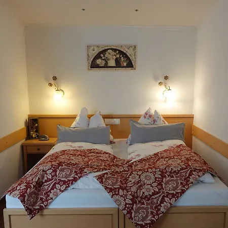 Haus Sanz 3* Vienna