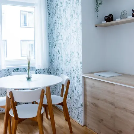Apartment Modern 1br - 15 Mins To City Center *