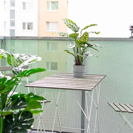Modern 1br - 15 Mins To City Center *
