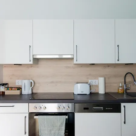 Modern 1br - 15 Mins To City Center Apartment Vienna