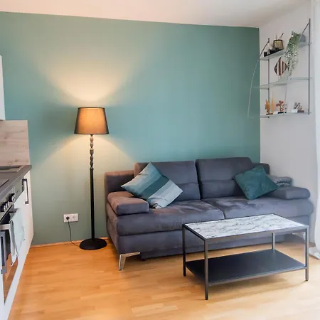 Apartment Modern 1br - 15 Mins To City Center *