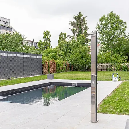 Luxury 6br-4ba With Private Pool & Sauna - Pets Allowed Wenen