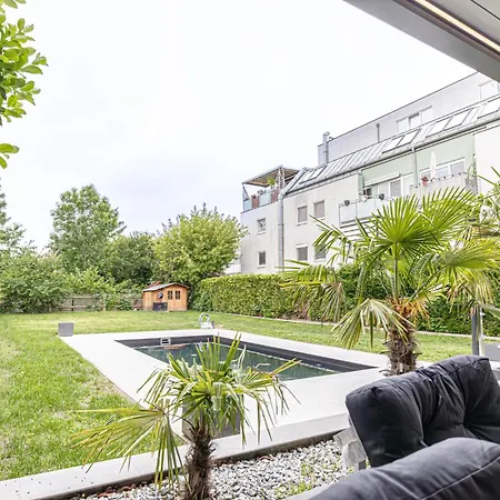 Villa Luxury 6br-4ba With Private Pool & Sauna - Pets Allowed Wenen