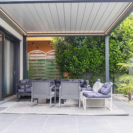 Luxury 6br-4ba With Private Pool & Sauna - Pets Allowed *