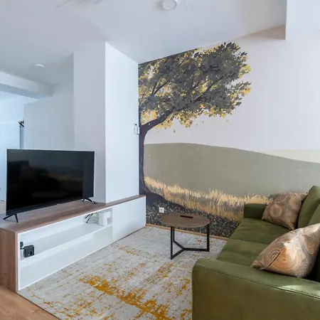 Luxurious 70 M2 With Balcony & Air Conditioning * Vienna