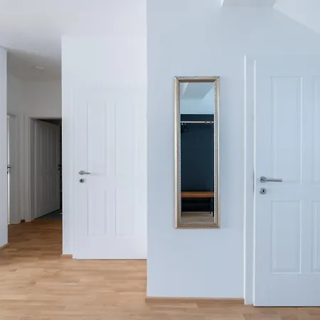 Luxurious 70 M2 With Balcony & Air Conditioning * Vienna