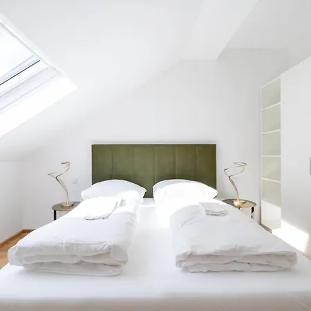 Luxurious 70 M2 With Balcony & Air Conditioning * Vienna