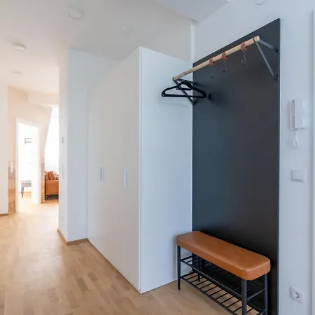 Apartment Exclusive 70 M2 With Balcony And Air Conditioning Wien