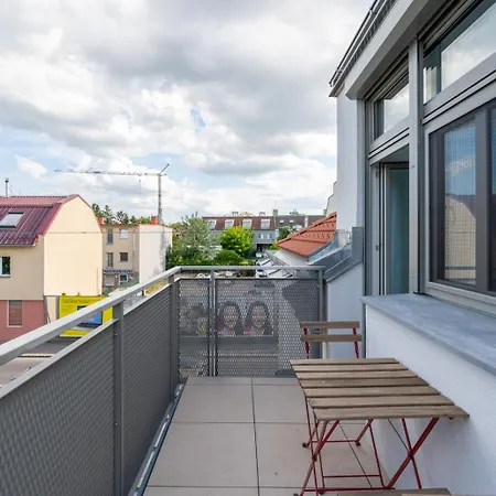 Exclusive 70 M2 With Balcony And Air Conditioning Apartment *