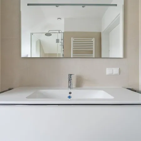 Exclusive 70 M2 With Balcony And Air Conditioning Apartment