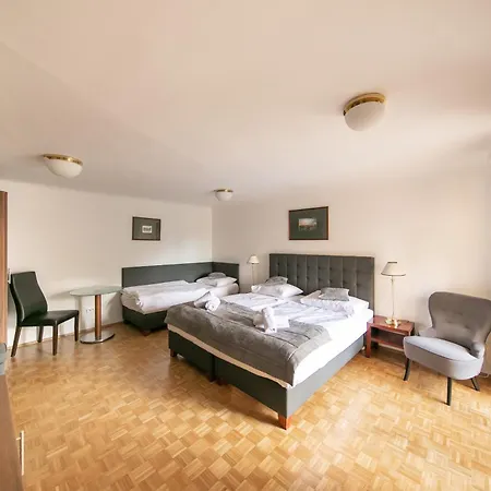 Bergwirt Schoenbrunn Hotel 3*