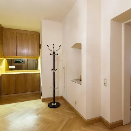 Sonnenfelsgasse Apartment