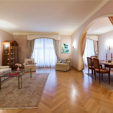 Apartment Sonnenfelsgasse Vienna