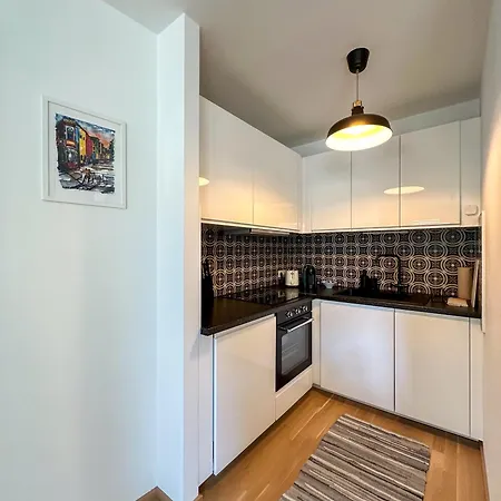 Apartment Sunny Side Up