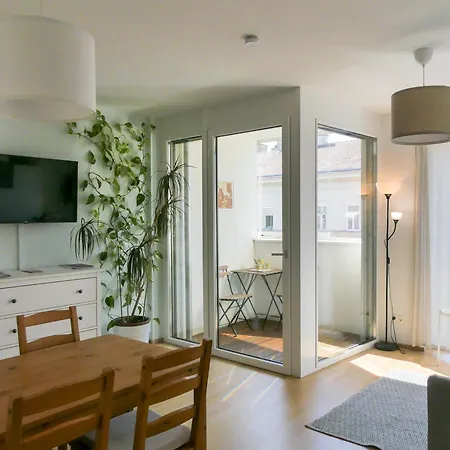 Apartment Sunny Side Up *