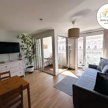 Sunny Side Up Apartment *