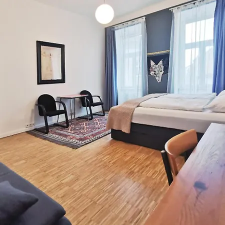 Palm Apartment *