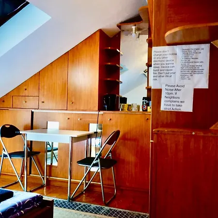 Homestay U6 Schoepfwerk 9 Vienna