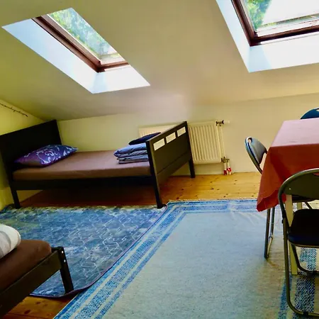 U6 Schoepfwerk 11 Gazde/Camere de închiriat Viena