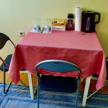 Gazde/Camere de închiriat U6 Schoepfwerk 11 Viena