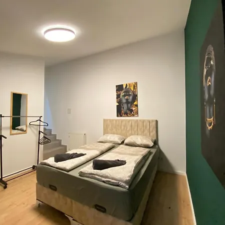 Apartment 8 Fully Equipped Shared W Terrace Margareten