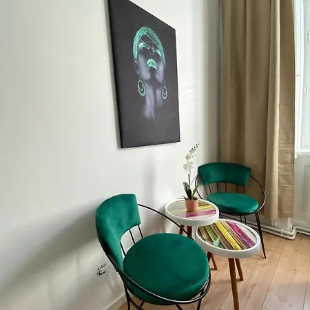 Apartment 8 Fully Equipped Shared W Terrace Margareten Vienna