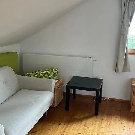 Kleines Haus Mit Blick Ueber