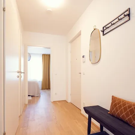 Meverling Sky 6 Apartment *