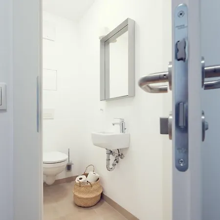Meverling Lemon 4 Apartment *