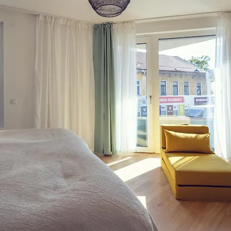 Meverling Lemon 4 Apartment *