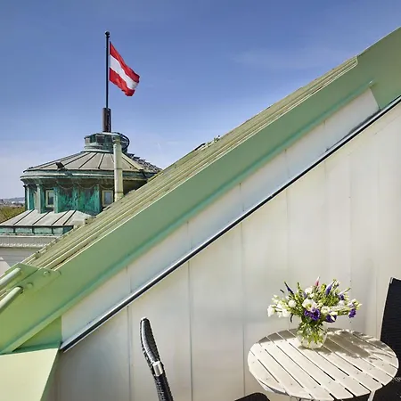 Bristol, A Luxury Collection Hotel, Hotel 5*