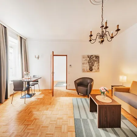 Serviced Josefstadt Apartment
